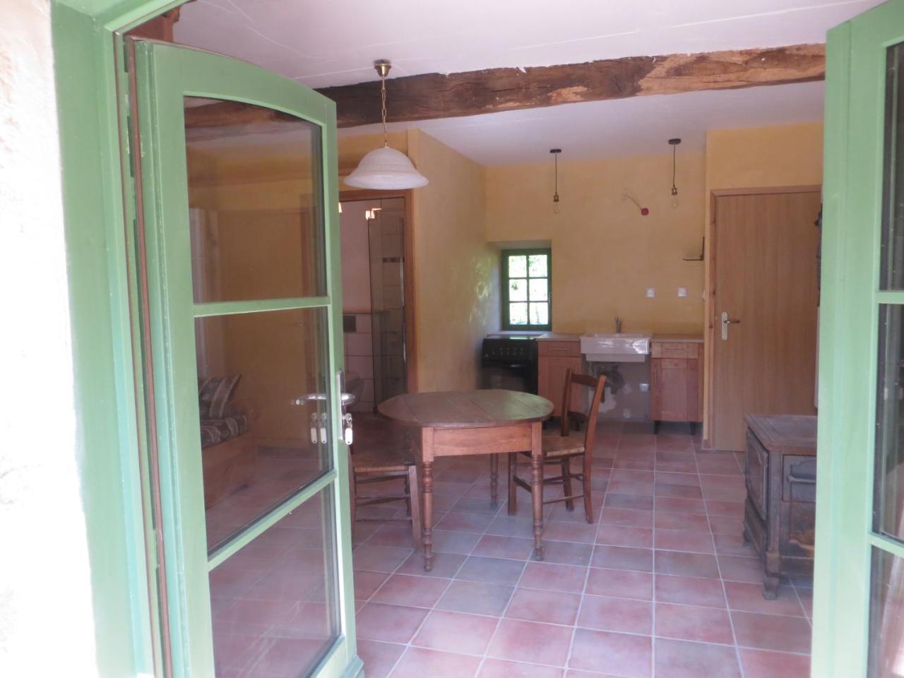 L'Hermitage Yenne Eksteriør billede